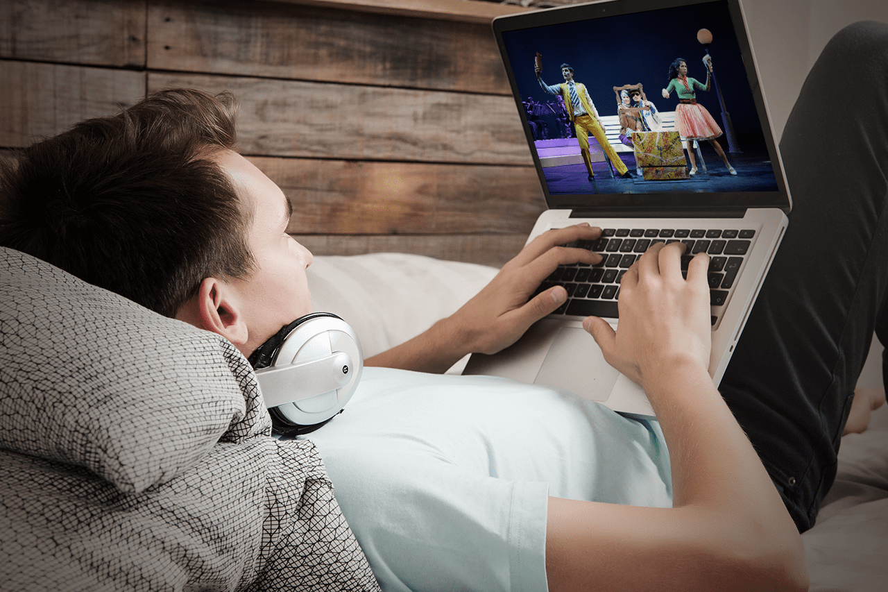 #zostańwdomu i oglądaj spektakle teatralne on-line za darmo