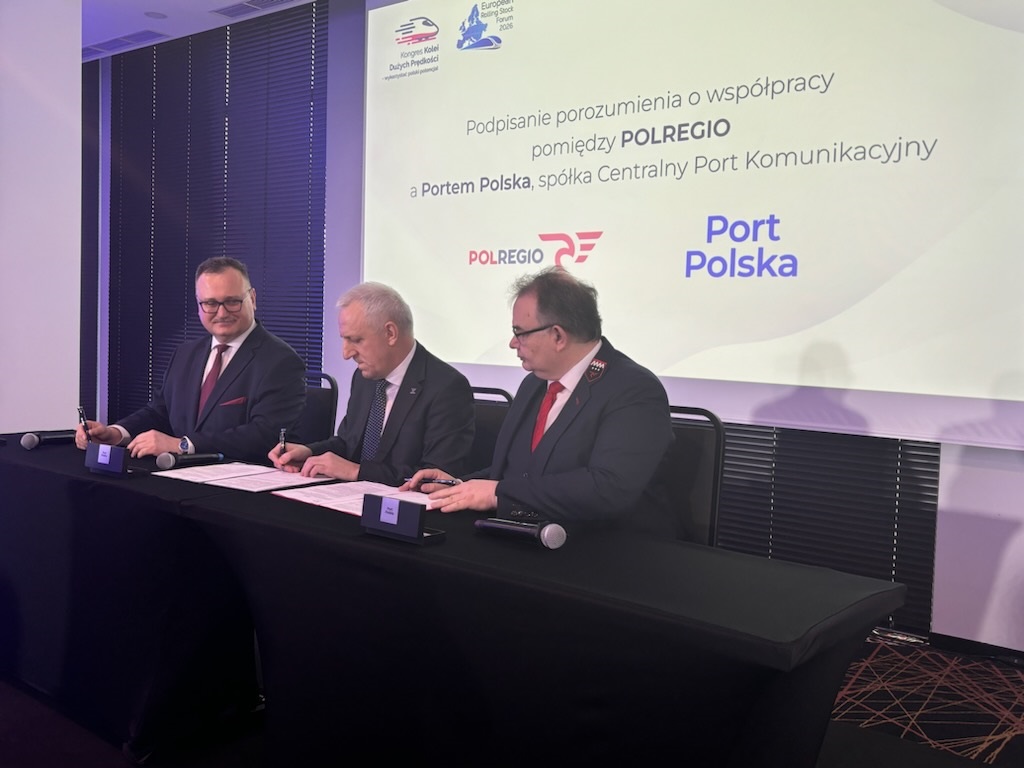 Podpisanie porozumienia o współpracy między POLREGIO a spółką Centralny Port Komunikacyjny
