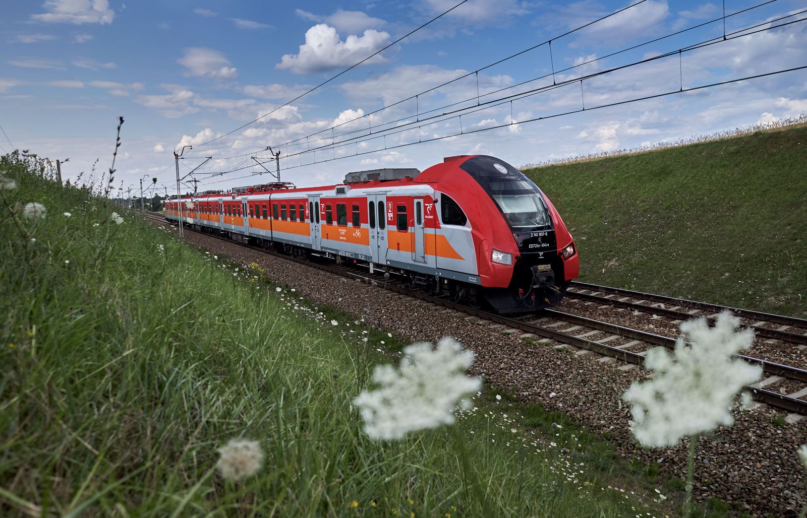 Z POLREGIO przez całą Polskę.  Wyjątkowe oferty regionalne na wakacje i sezonowe połączenia