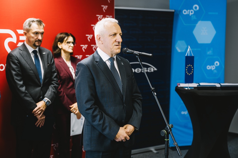 POLREGIO inwestuje w bezpieczeństwo. Przewoźnik doposaży swój tabor w nowoczesny system sterowania